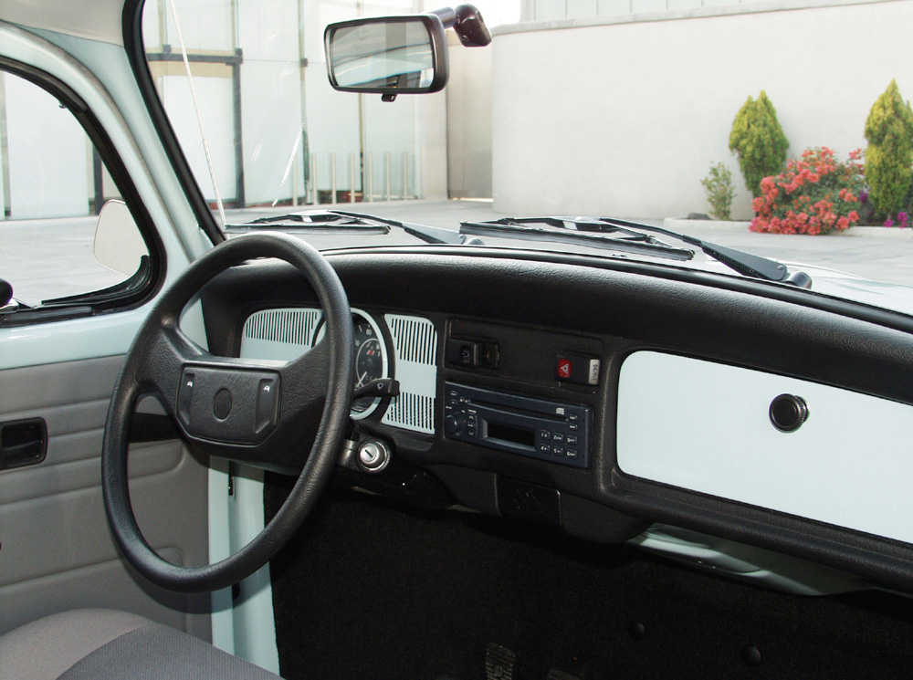 White Last Edition Beetle interior was clean and sharp
