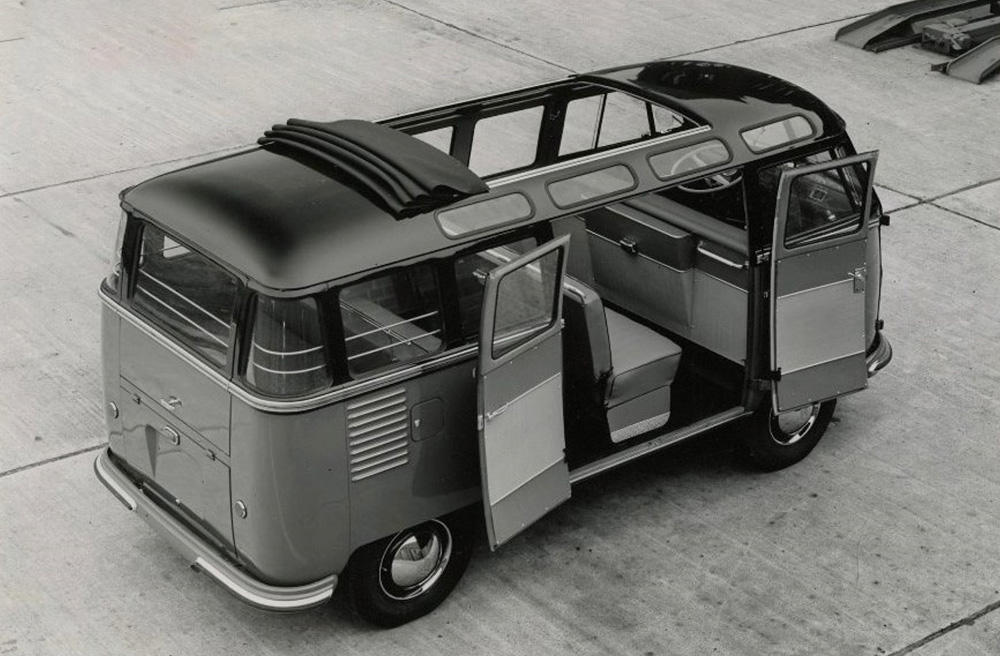 Type 2 VW Bus with sliding roof
