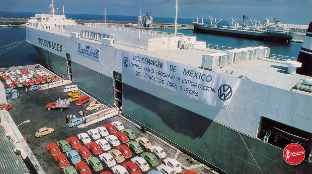 New 
        Volkswagens from Puebla embark a roll-on roll-off ship at Veracruz, Mexico
